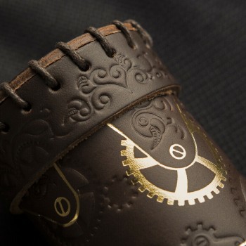 Steampunk odinis kauliukų puodelis